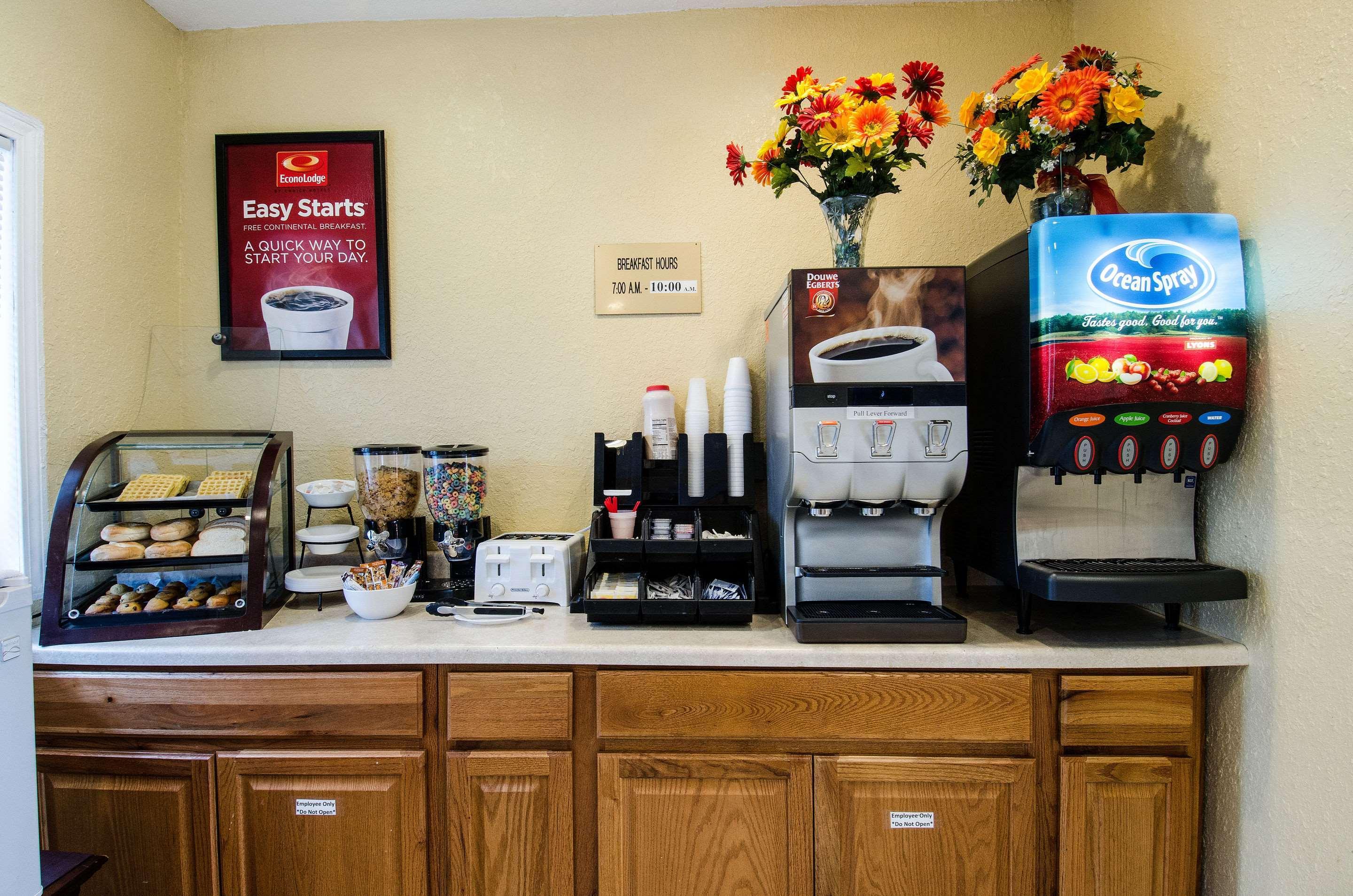 Econo Lodge By Choice - Cape Cod West Yarmouth Buitenkant foto