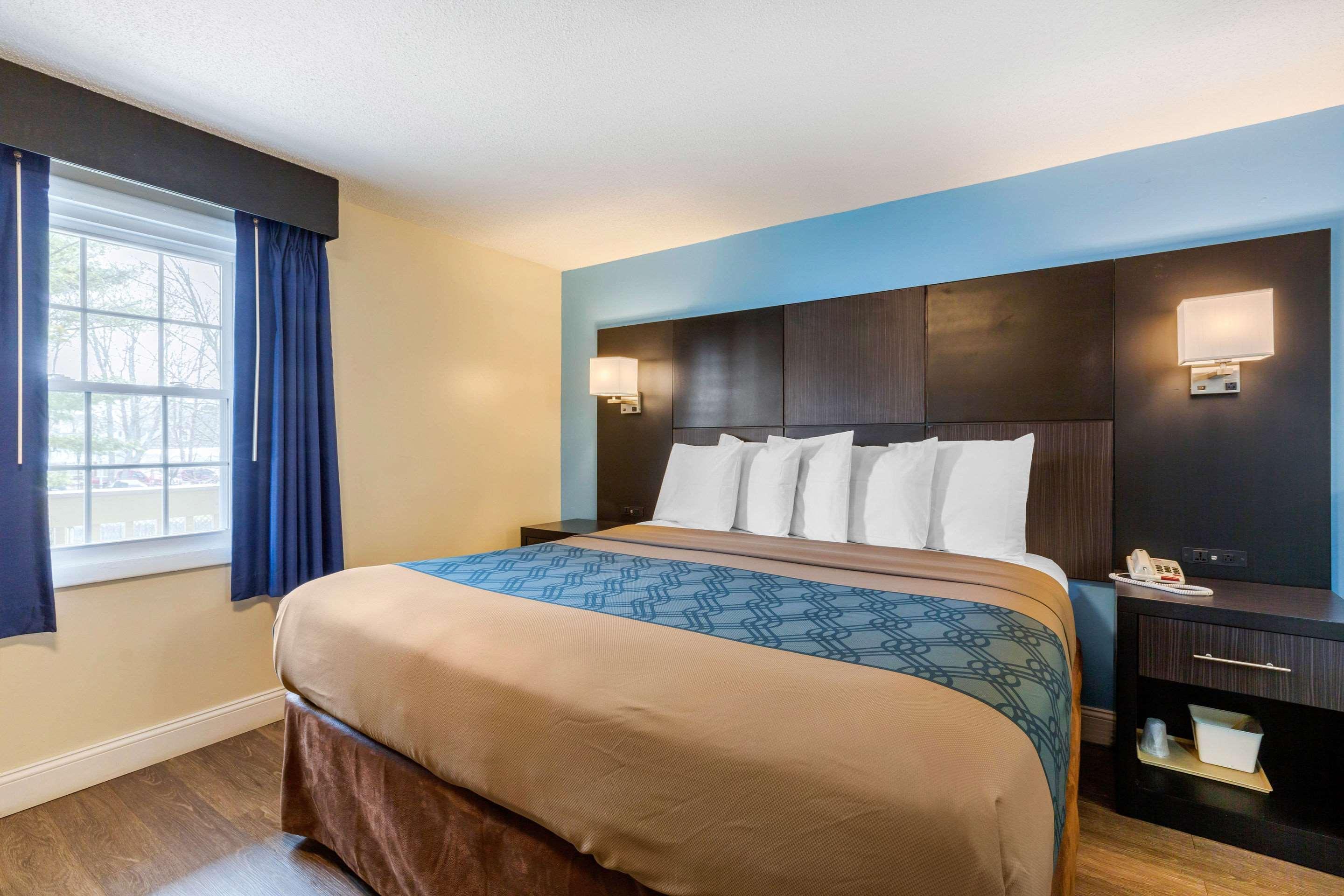 Econo Lodge By Choice - Cape Cod West Yarmouth Buitenkant foto