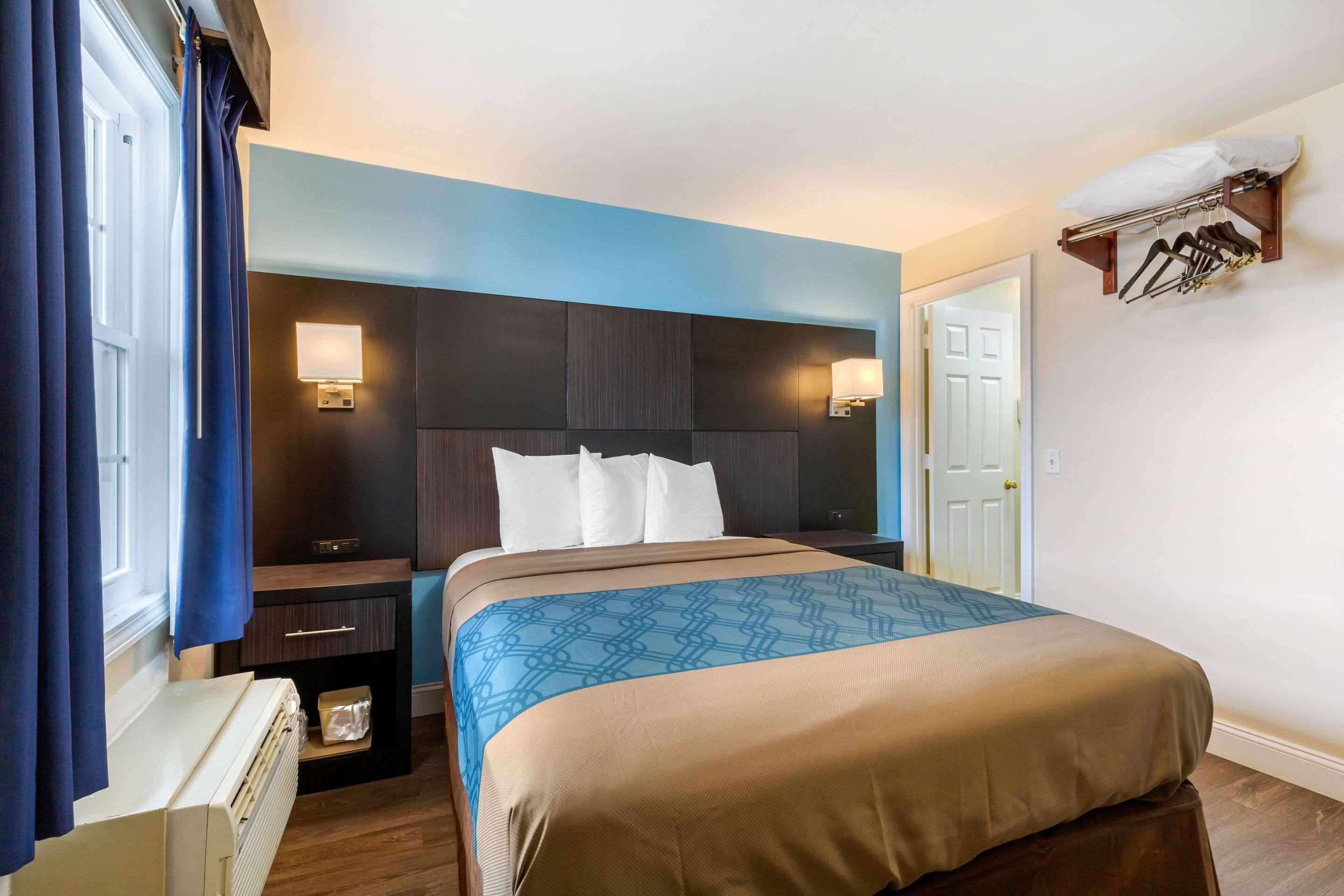 Econo Lodge By Choice - Cape Cod West Yarmouth Buitenkant foto