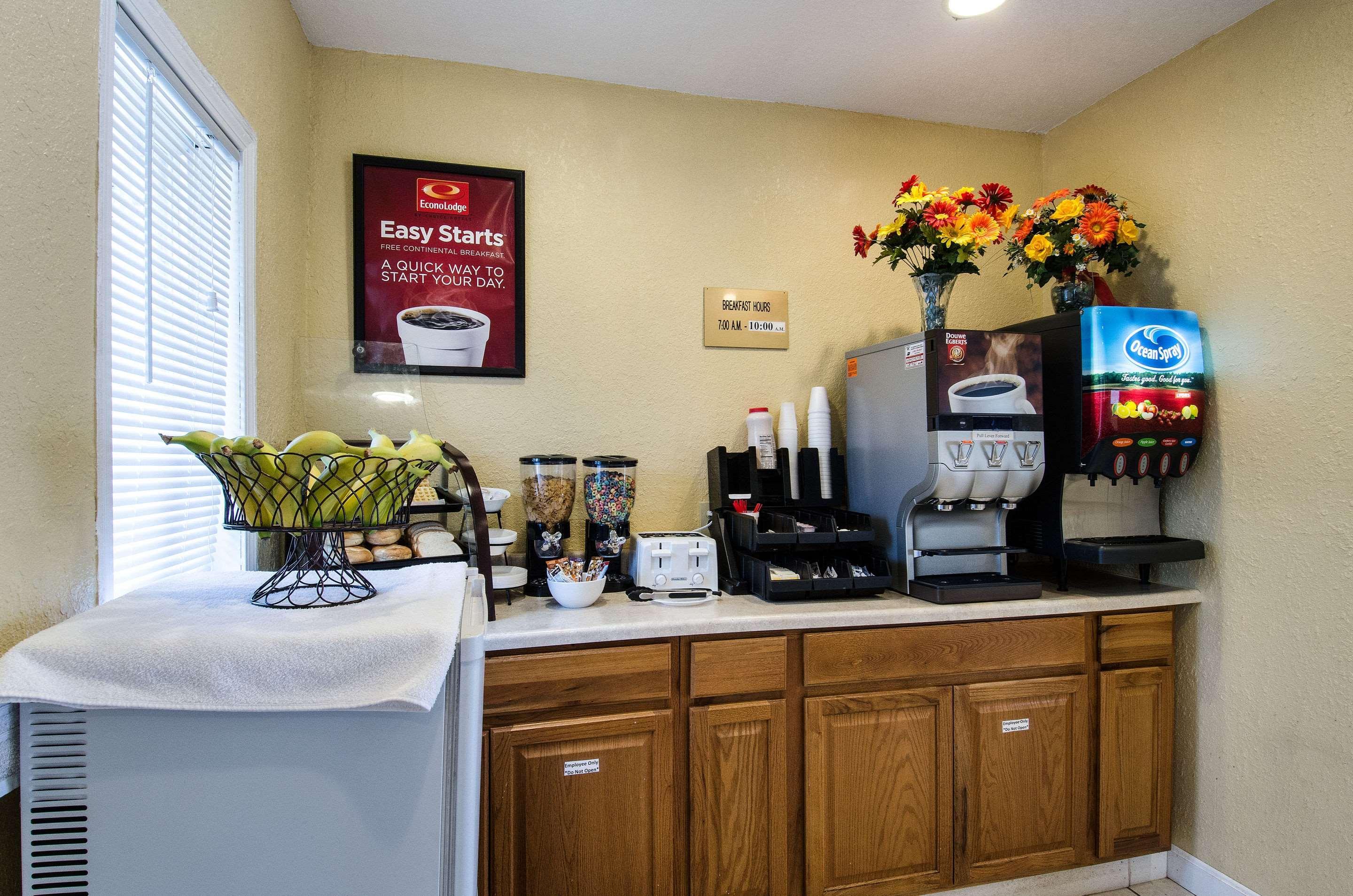 Econo Lodge By Choice - Cape Cod West Yarmouth Buitenkant foto