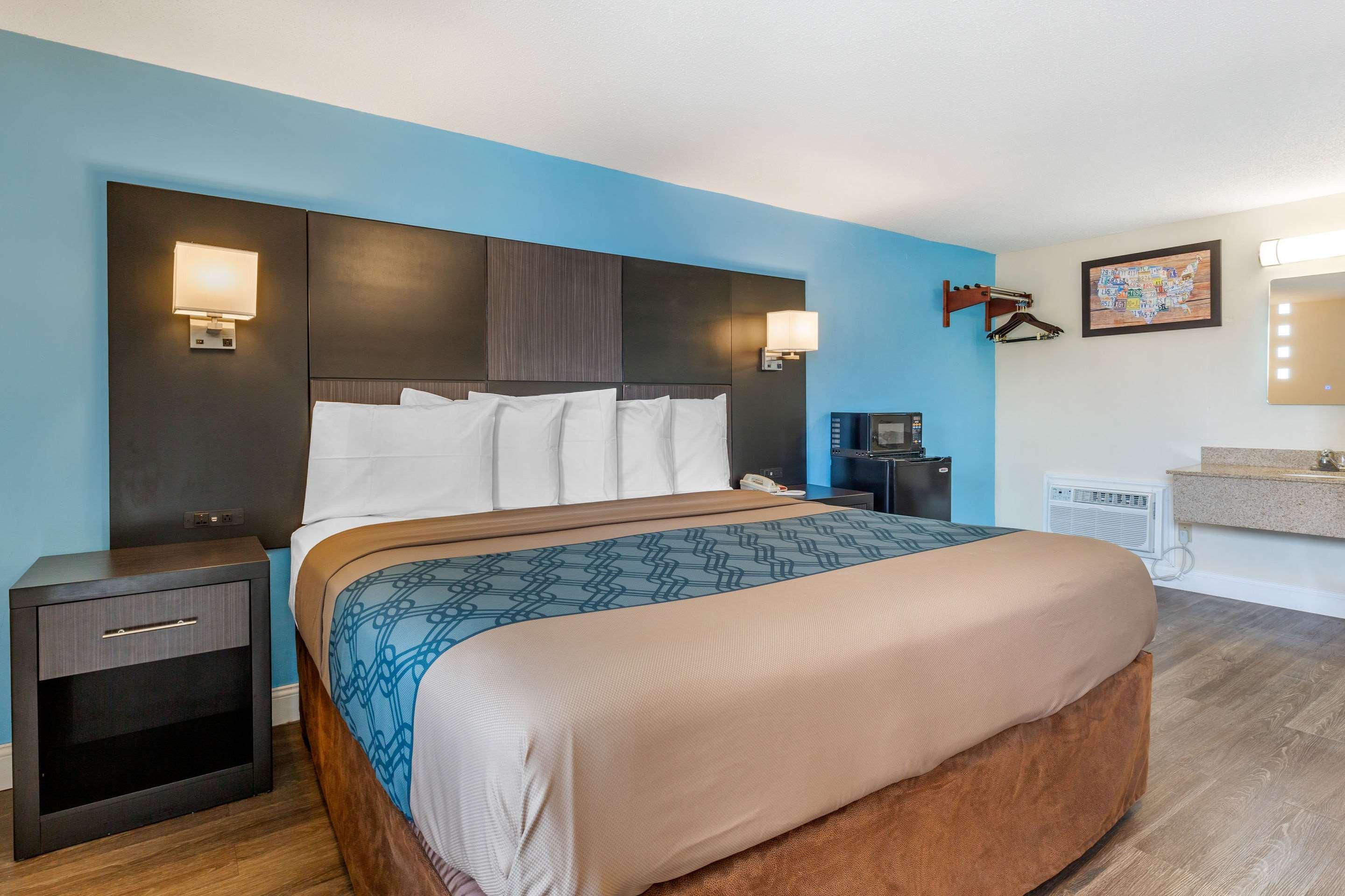 Econo Lodge By Choice - Cape Cod West Yarmouth Buitenkant foto